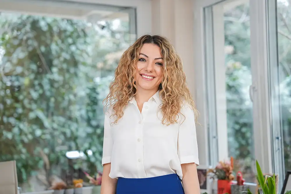 Doç. Dr. Ezgi Özkur
